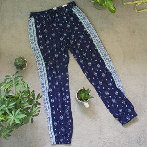🌻NWT!!! Justice Patterned Pants Size:14/16